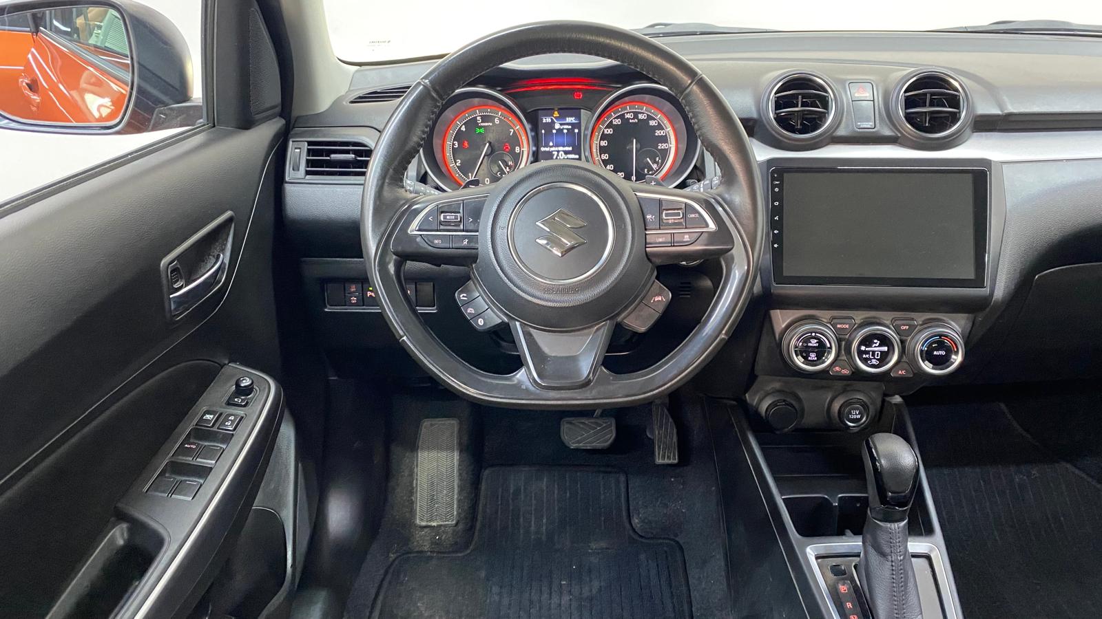 SUZUKI SWIFT 9